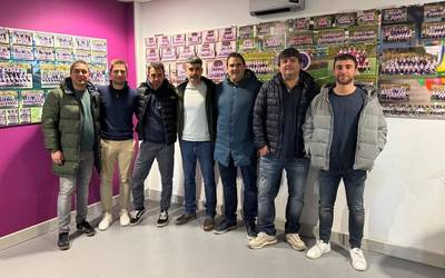 Mondrak zuzendaritza talde berria aurkeztu du