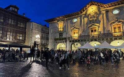 Euskararen Nazioarteko Egunaren baitan, Arrasateko Udala ere euskararekin bat