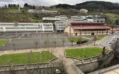 Iturripeko proiektua gauzatzeko inbertsioa hiru ekitalditan banatzea proposatu du EAJk