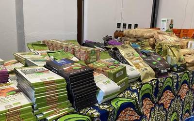 Asteartean zabalduko dute Bidezko Merkataritza denda