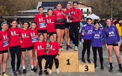 Maila ona erakutsi dute Zumaiako korrikalari gazteek Gipuzkoako kros txapelketan