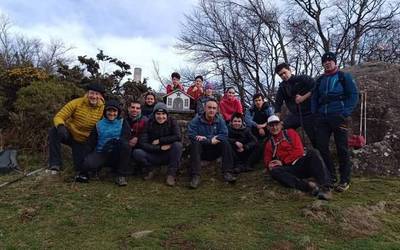 Haize ufadei aurre eginez ipini zuten Atxolingo jaiotza