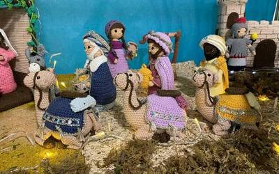 Kakorratzekin egindako jaiotza ikusgai dago Pake Lekun