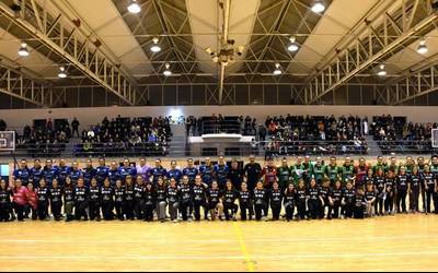 Euskal Herriko bi eskubaloi talde onenek Elizondon jokatu dute asteazken honetan