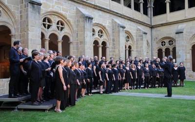 Kantakidetza abesbatzak Gabon giroko kontzertua eskainiko du bihar parrokian