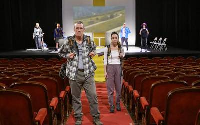 Ane Pikaza: "Ezin dugu kultura erabili tresna politiko moduan zorua ez badago ondo ureztatua"