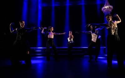 ‘R&J’ antzerkia taularatuko du domekan La Dramatica Errante antzerki konpainiak