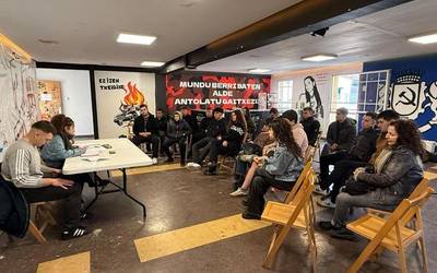 Ateak zabaldu ditu Aramaioko RK gaztetxeak