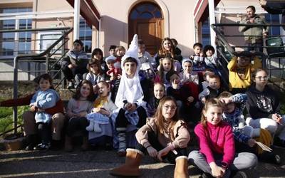 Mari Domingirekin partekatu zuten goiza larunbatean Luiaondon