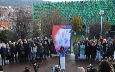 'Pizkundea' ekitaldira joateko autobusa antolatu du Txirritolak
