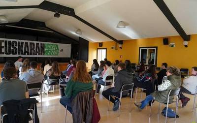 Independentziaren Eguna ospatu dute asteburuan Iruritan