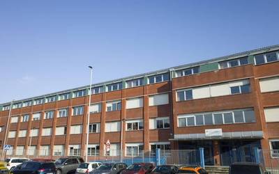 Subflubialaren aurkako elkarretaratzea deitu dute Artatza-Romo institutuan