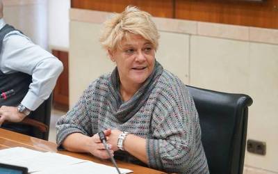 Tuvisako gerentea kargugabetu dute, "komunikazio falta" egotzita