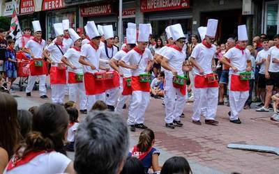 Algortako Jai Batzordeak herritarrak  jaiak berrirudikatzera gonbidatu ditu
