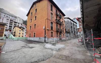 Gabolatseko zubia eta Baltegieta zirkulaziorako zabalik