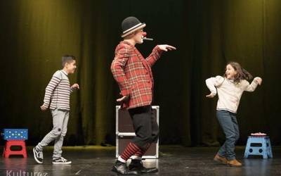 Gaur jarriko dituzte salgai Ekain pailazoa ikusteko sarrerak