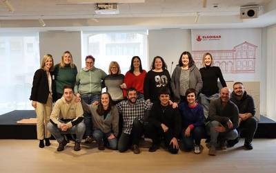 BARRENA komunikazio proiektua sortu da, Debabarreneko albisteen euskarazko hedabidea