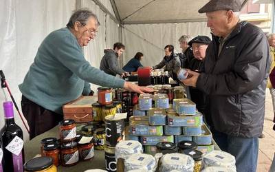 Beste behin, Napar Feria betiko osagaiekin