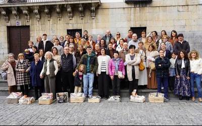 Egiten duten lana goraipatuta, aitortza jaso dute herriko merkatariek