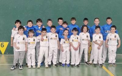 Lagunarteko lehia Soraluzeko Pilota Elkartearen Gabonetako jaialdian