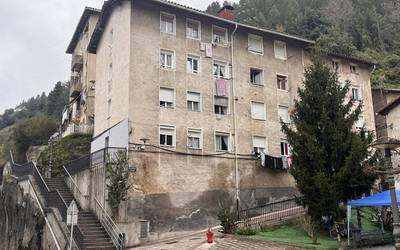 Etxegabetze bat egin dute