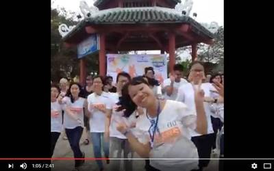 Vietnamen ere Korrika, plazentziatarren eskutik