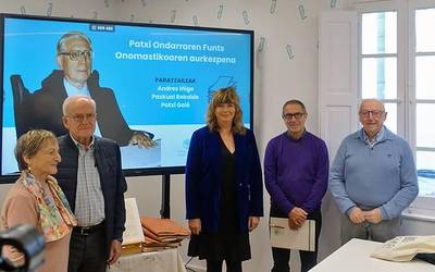 Patxi Ondarraren funts onomastikoa digitalizatuta