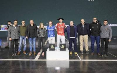 Eloy Otxandorena txapeldunorde eguberrietako buruz buruko erremonte txapelketan