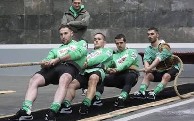 Beti Gaztek gizonezkoetan Euskal Herriko 4x4 sokatira txapela irabaziz borobildu du urtea