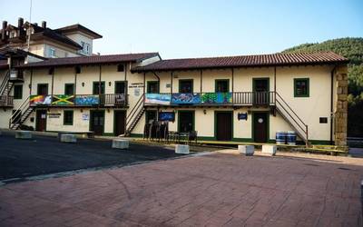 Salsa eta bachata ikasteko aukera berria Lemoizen, urtarriletik aurrera