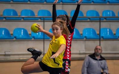 Gabonetako V. Topaketa jokatuko dute bihar Karela kiroldegian