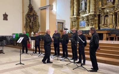 Txorbela Otxoteak  San Frantzisko eliza bete zuen, Gabonetako kontzertuarekin