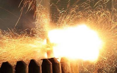 Piroteknia erabiltzearen argi-ilunak