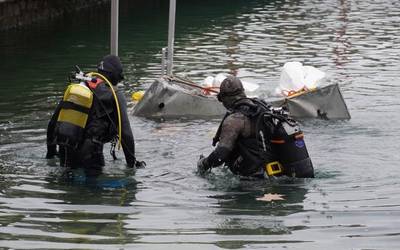 Atera dute erriotik Iñaki Olazabalen omenez egindako eskultura