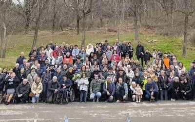 Dozenaka lagun bildu zituen San Rokeko San Silvestre jaiaren 25. urteurrenak