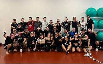 Boxeo eta K-1 kiroletan trebatu dira dozenaka lagun