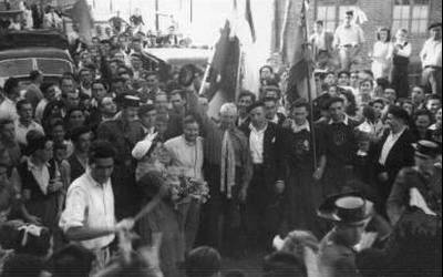 Arrauneko garaikurren eta banderen bedeinkapena, 1946. urtean