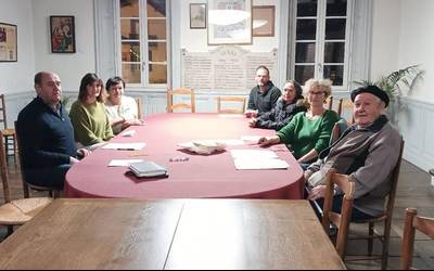 Sarako zentro sozialean bazkaltzen dutenek, erretreta soldataren arabera ordainduko dute