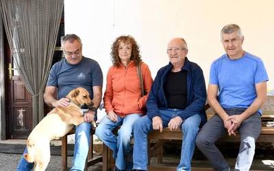 Adinari beste etxe bat: libre eta lagunduta