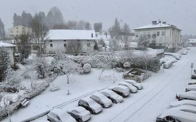 Elurra mara-mara eta aspaldiko tenperatura hotzenak urtea hasteko