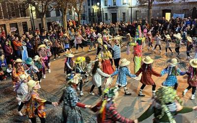 Inauterietako dantza ikastaroa martxan jarriko du Gorosarrik