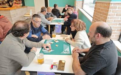 Euskal Herriko mus txapelketaren baitan, herri-mailako hiru kanporaketa eta finala