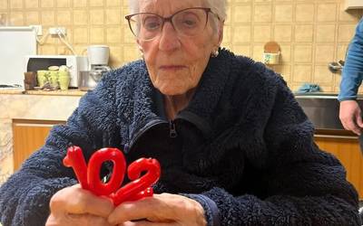 102 urte bete ditu Martzelina Plazaolak