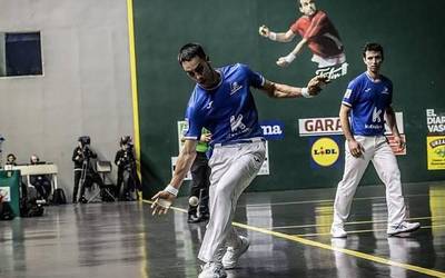 Pilota, areto futbola eta irristaketa