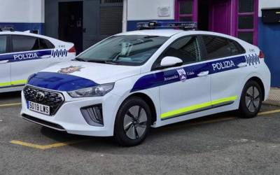 Arrasateko Udalak salatu du gazte batzuk Udaltzaingoari jazarri zaizkiola