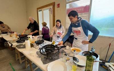 Eguraldi kaskarrari jai giroarekin erantzun diote Izorian