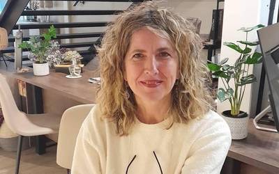 Kukuka haur arropadendak ateak itxi ditu