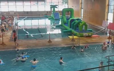 Uretako puzgarriak zapatu honetan Landakoko igerilekuetan