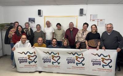 Soraluzeko hogeita bat eragile Korrikari laguntzeko prest