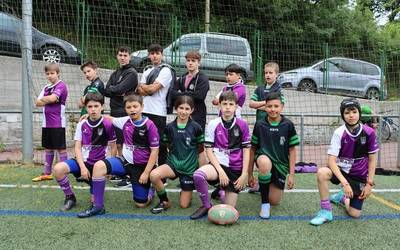 Domekan, errugbi partidua Ezoziko zelaian